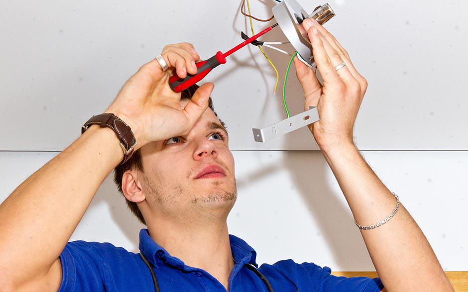 taux horaire électricien Massy